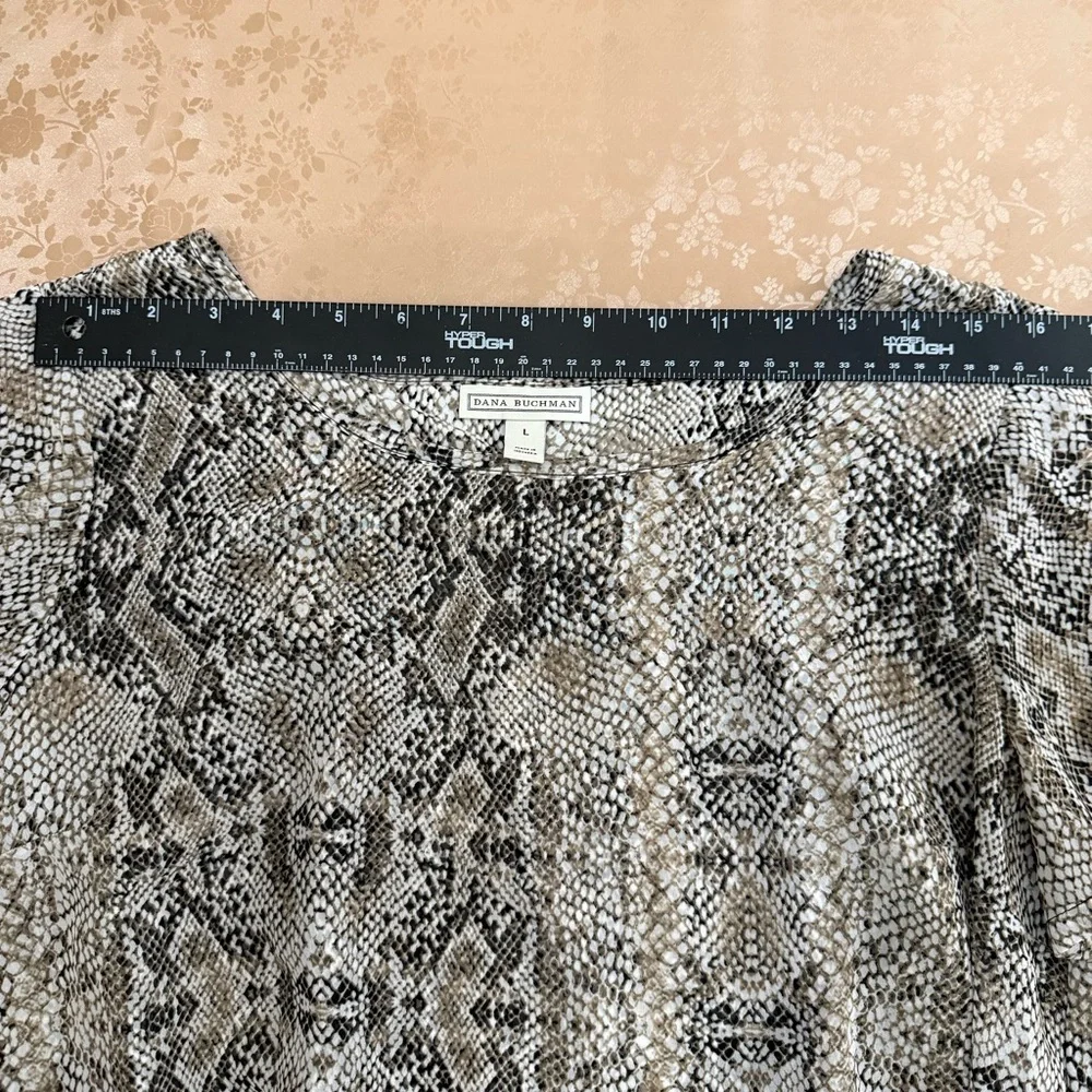Dana Buchman Snake Print Flyaway Back Blouse Layered Chiffon Top L NWT